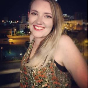 Meet your Posher, Olivia